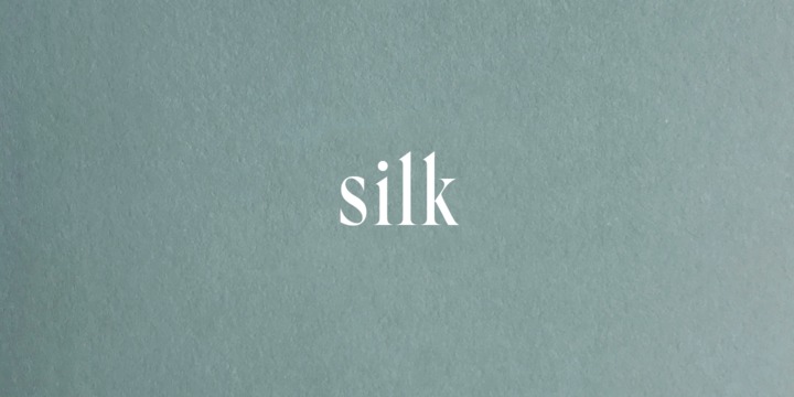 Fuente Silk Serif Condensed